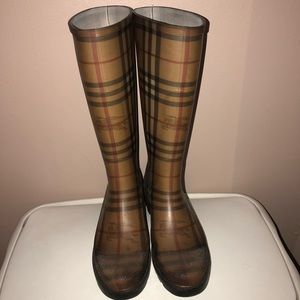 Burberry Rainboots